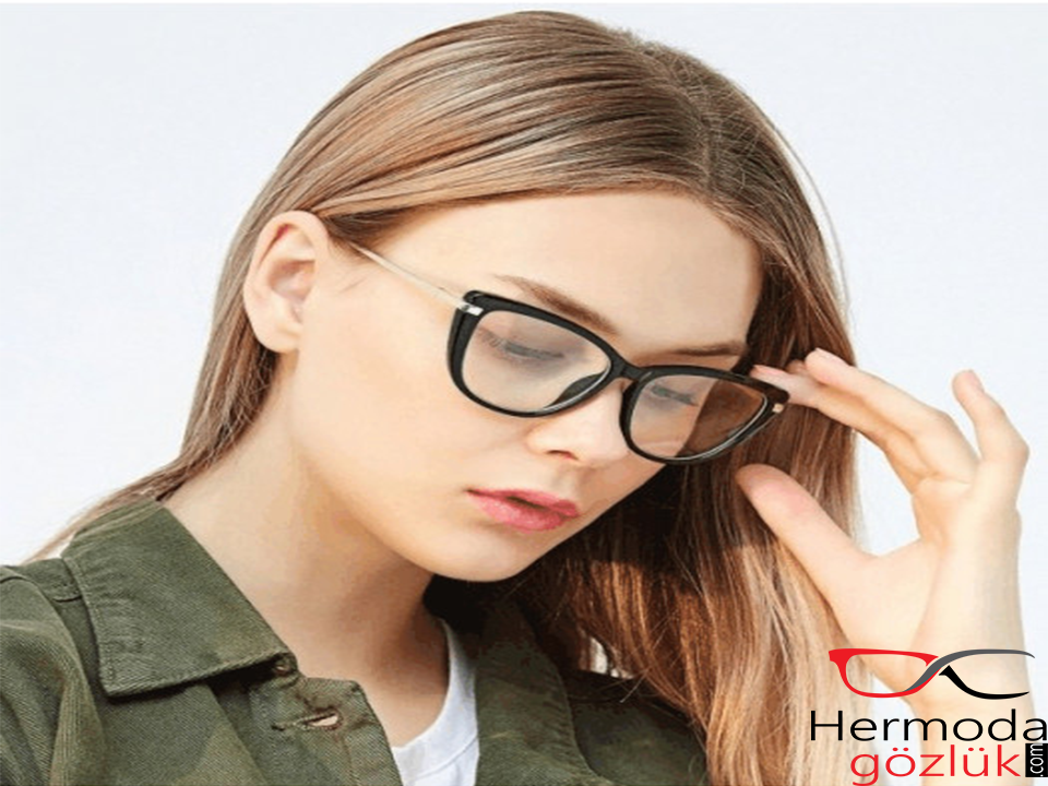 Gözlük Kullanım Süresi Nedir